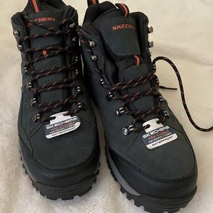 Brand New Men’s Sketches Utility Boots